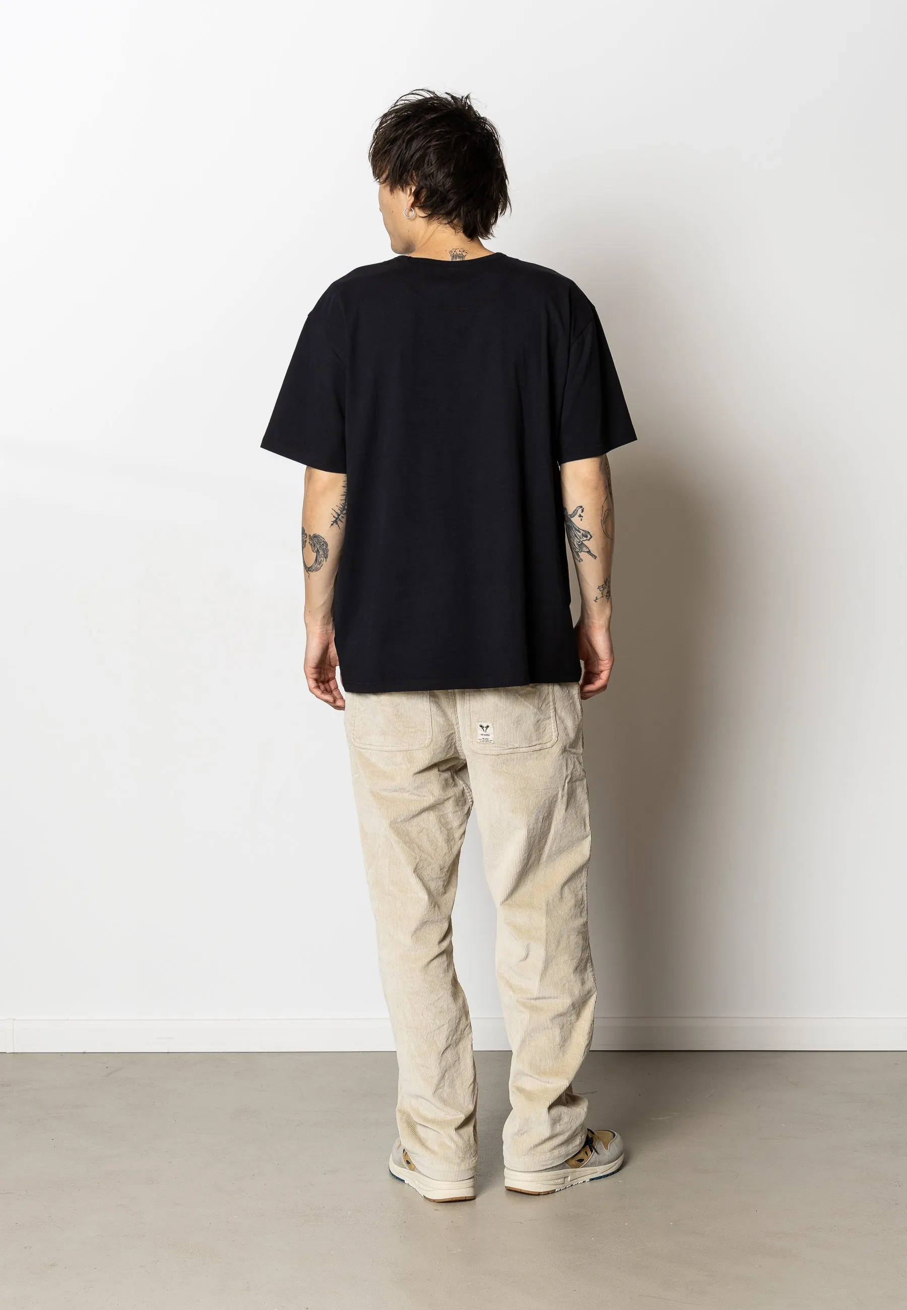 CAVE ORGANIC COTTON T-SHIRT - Black